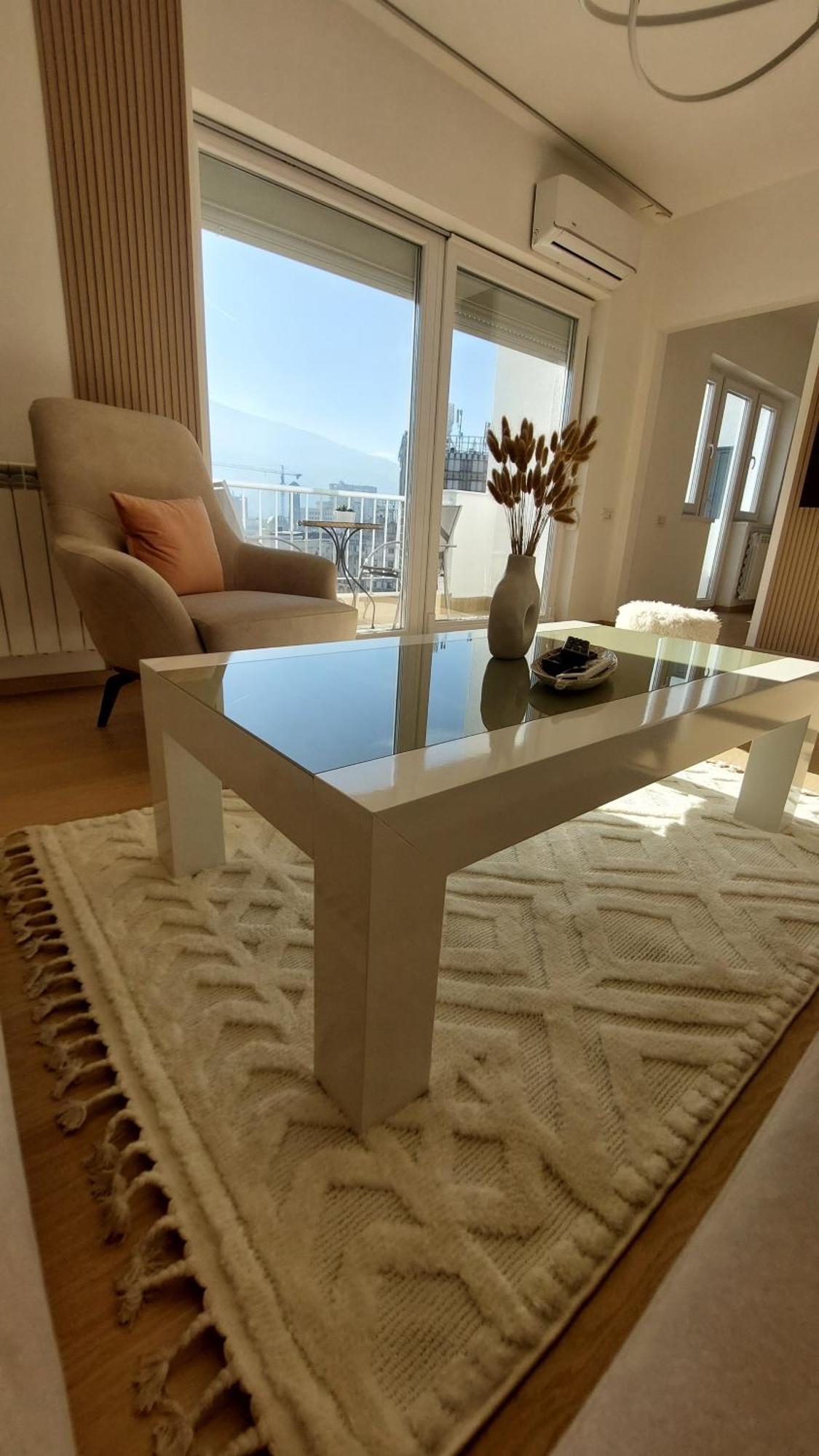 Mina Modern & Cozy Apartment Main City Square Gtc Skopje Exterior foto