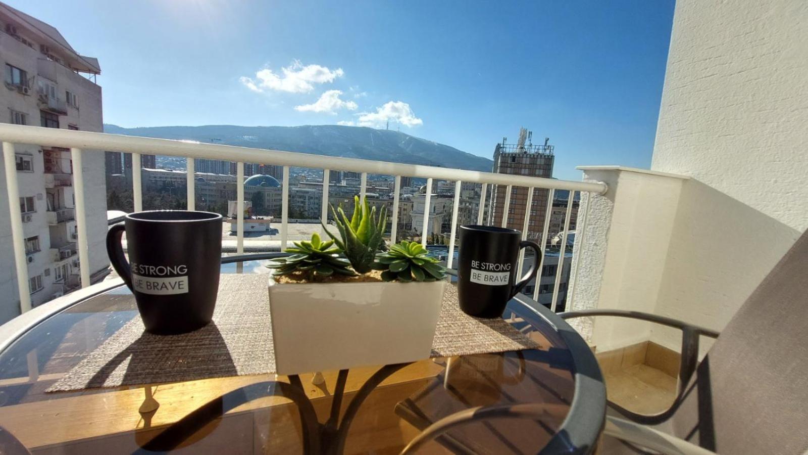 Mina Modern & Cozy Apartment Main City Square Gtc Skopje Exterior foto